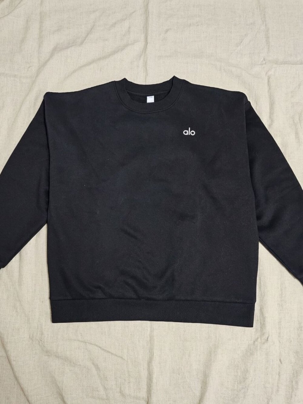 Alo Yoga Accolade Crew Neck Pullover Black